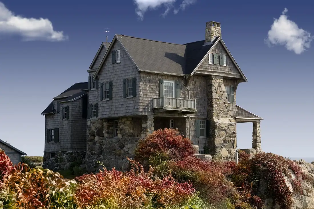 An older Iowa house that can still be sold even with title problems on the deed