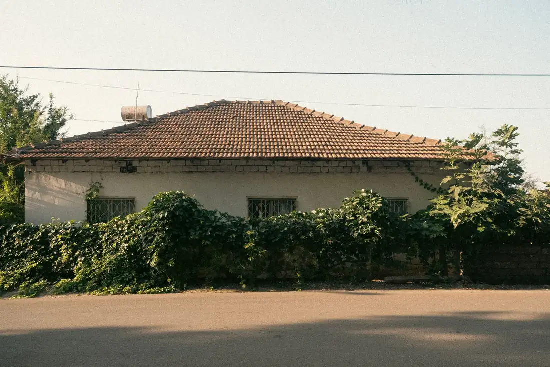 An older family home in Iowa that adult children are deciding whether to sell without probate